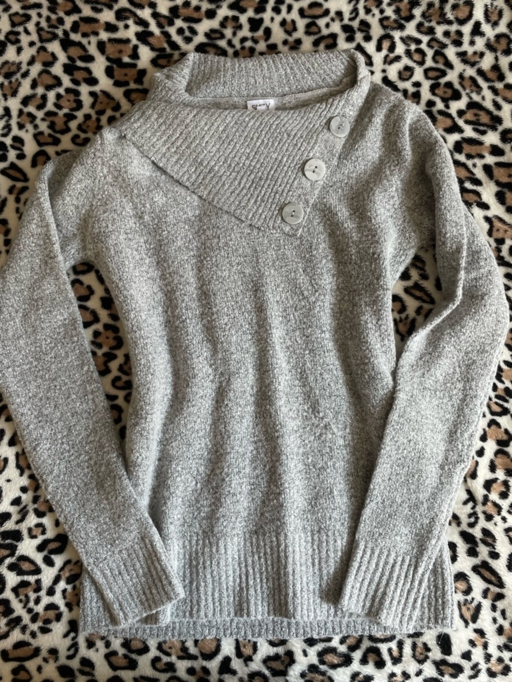 ♡ Heather Gray Cowl Neck Sweater with Buttons